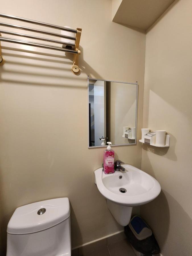 Avida Tower Free Airport Pick Up For 3 Nights Stay Or More Davao City Extérieur photo
